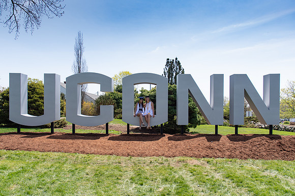 cgeorgephoto2019_UCONNgrad-1622