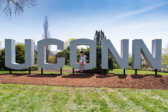cgeorgephoto2019_UCONNgrad-1631