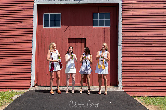 cgeorgephoto2019_UCONNgrad-1692