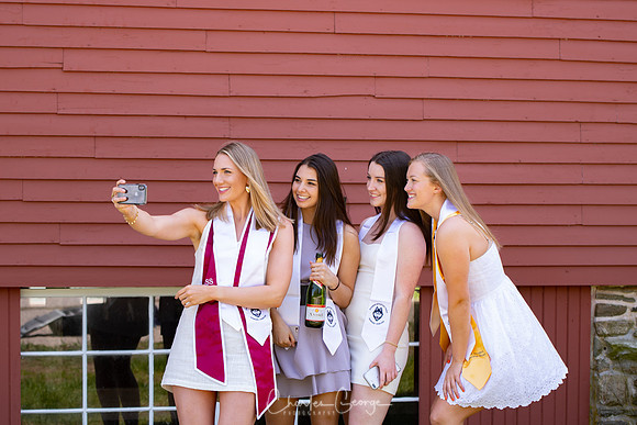 cgeorgephoto2019_UCONNgrad-1807