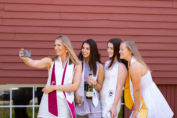 cgeorgephoto2019_UCONNgrad-1808