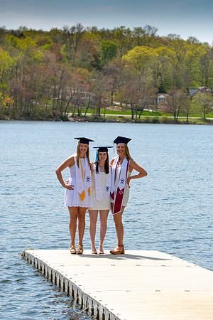cgeorgephoto2019_UCONNgrad-2060